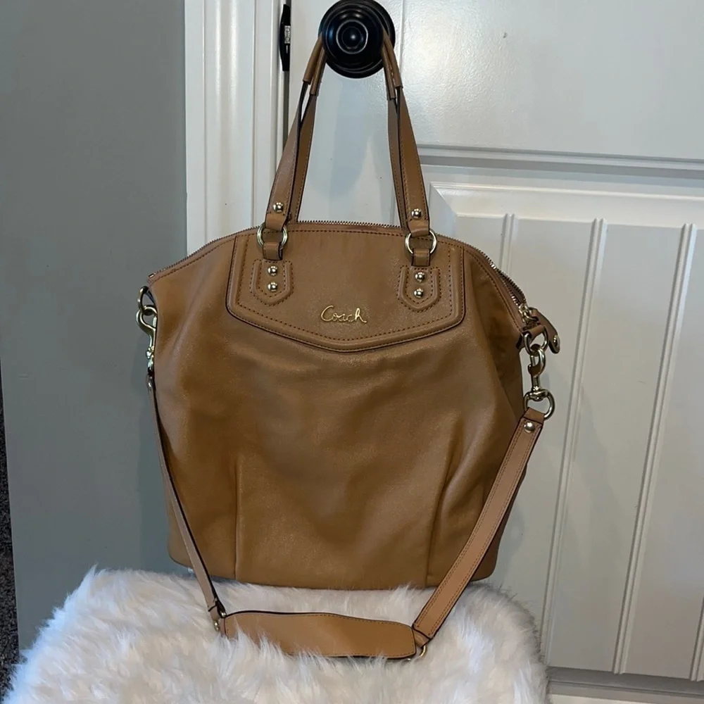 Tan leather Coach North South satchel purse large
Slouchy boho western - Picture 15 of 16